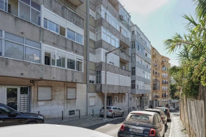 Apartamento T2 para Arrendamento em Ajuda