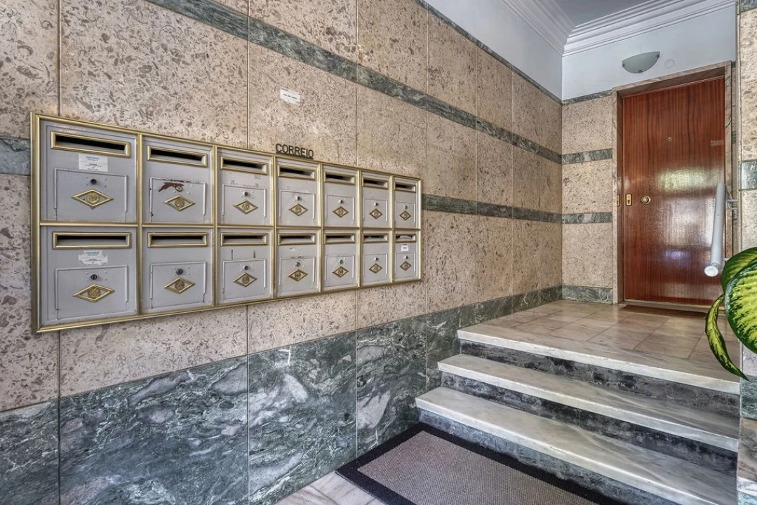 Apartamento T2 para Arrendamento em Ajuda Foto 32