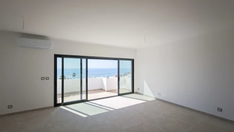 Moradia T3 para Venda em Albufeira e Olhos de Água