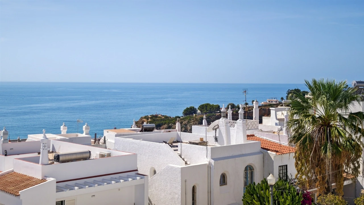 Moradia T3 para Venda em Albufeira e Olhos de Água Foto 5