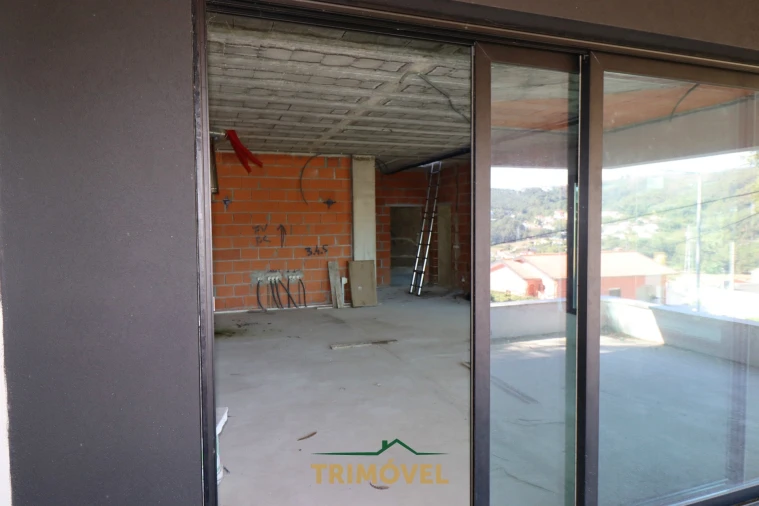 Moradia T2 para Venda em O. Azeméis, Riba-Ul, Ul, Macinhata Seixa, Madail Foto 18