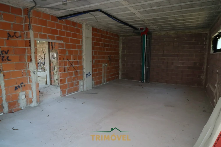 Moradia T2 para Venda em O. Azeméis, Riba-Ul, Ul, Macinhata Seixa, Madail Foto 15