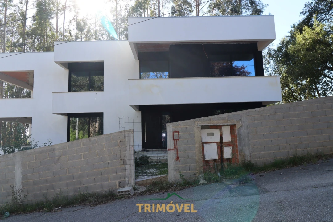 Moradia T2 para Venda em O. Azeméis, Riba-Ul, Ul, Macinhata Seixa, Madail Foto 23