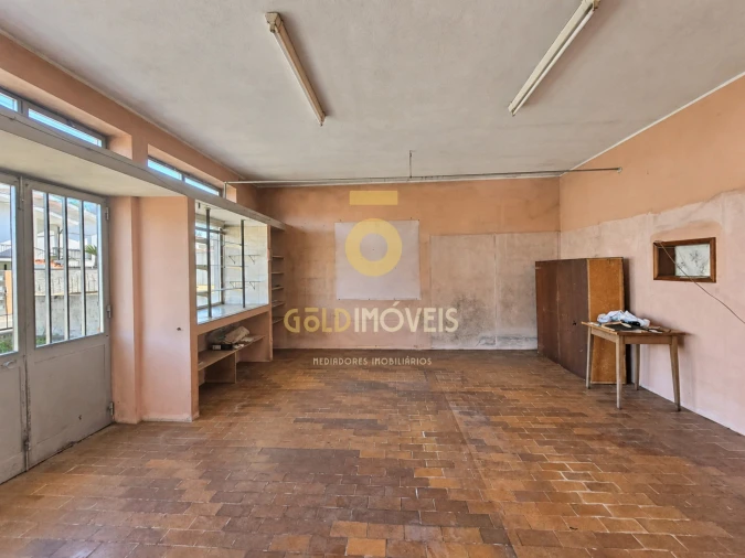 Moradia T3 para Venda em Mozelos Foto 24