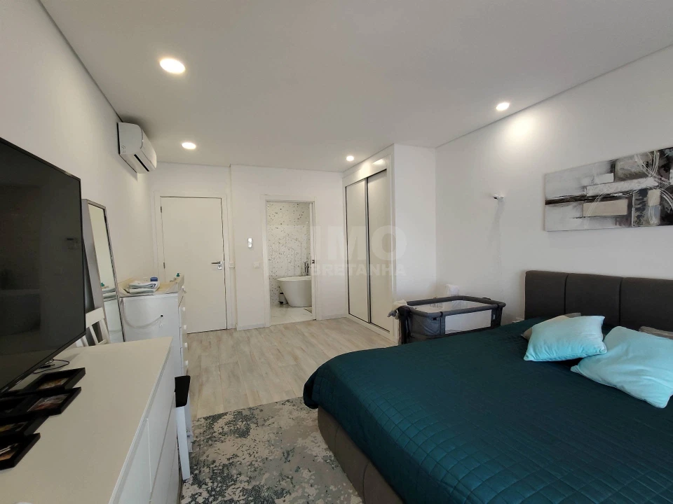Apartamento T2 para Venda em Castelo Branco Foto 13