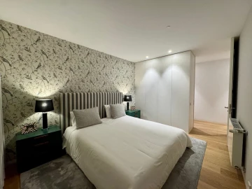 Apartamento T4 para Venda em Aldoar, Foz do Douro e Nevogilde