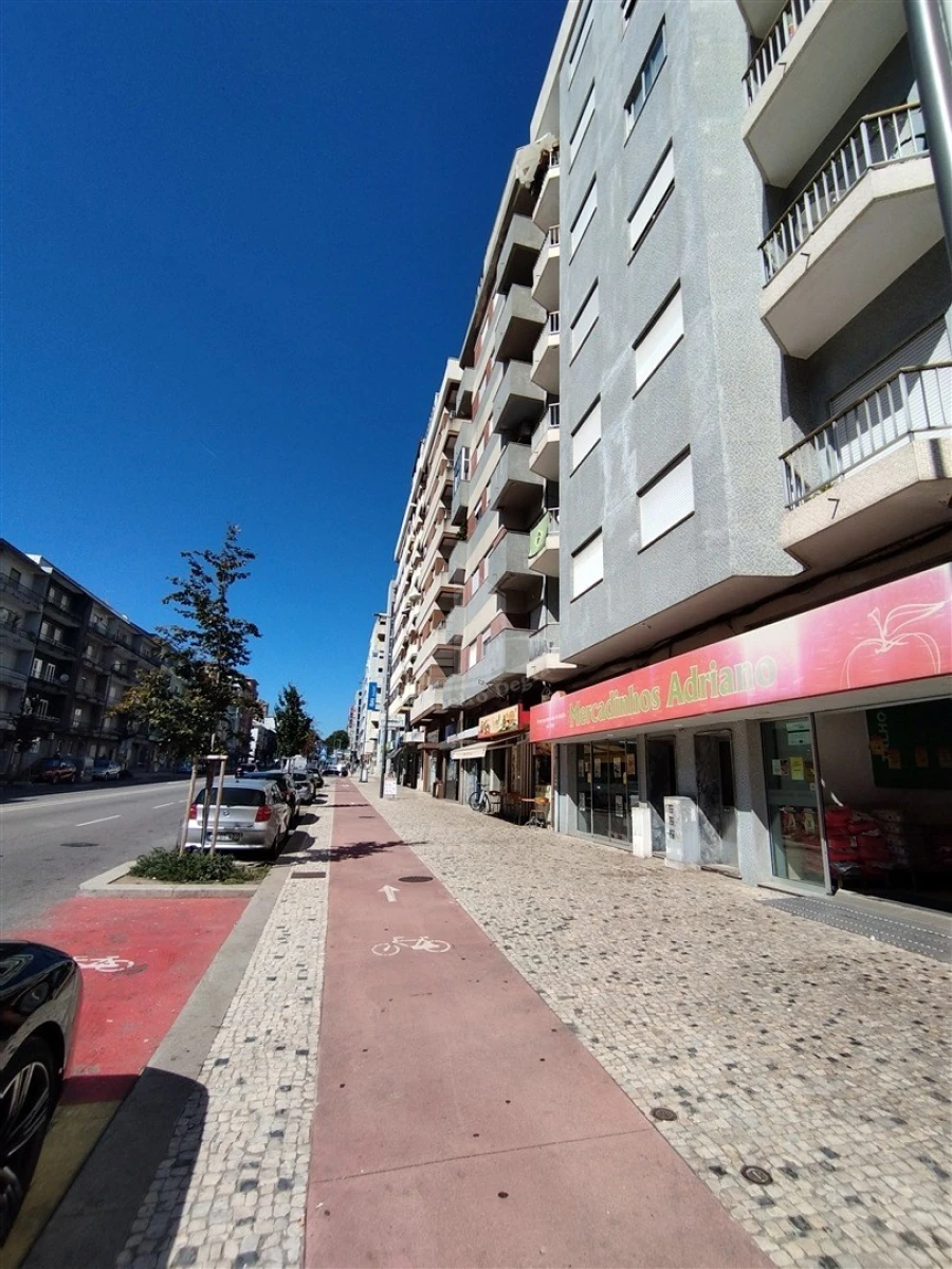Apartamento T3 para Venda em Braga (São José de São Lázaro e São João do Souto) Foto 2
