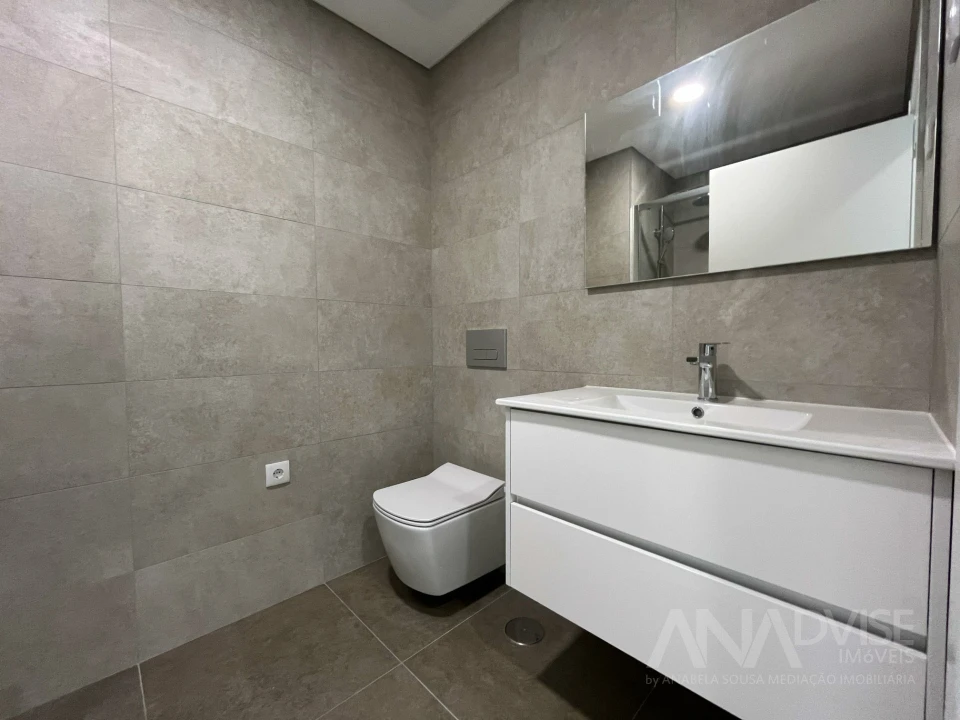 Apartamento T1 para Arrendamento em Viseu Foto 5