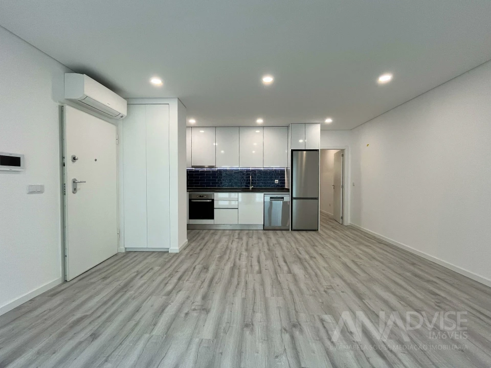 Apartamento T1 para Arrendamento em Viseu Foto 1
