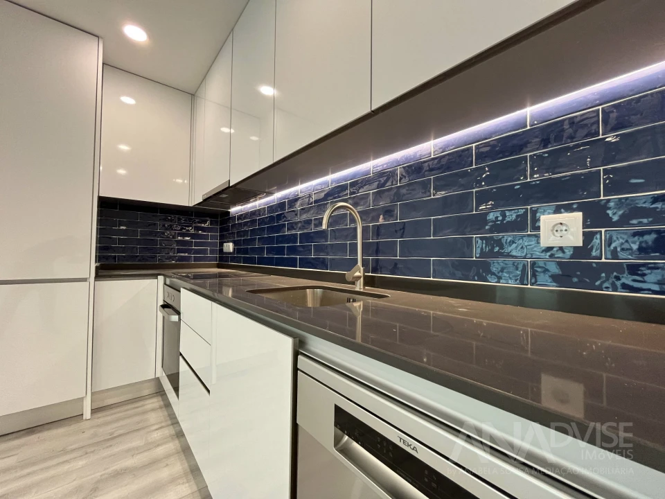 Apartamento T1 para Arrendamento em Viseu Foto 2