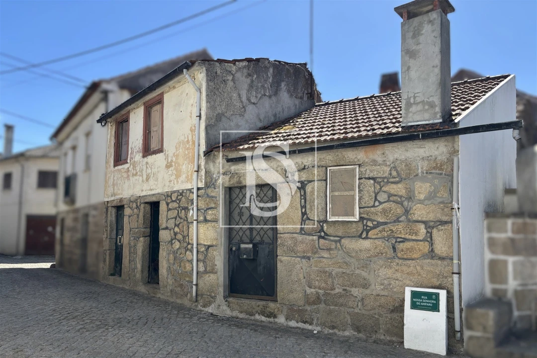 Moradia T3 para Venda em Tondela e Nandufe Foto 1