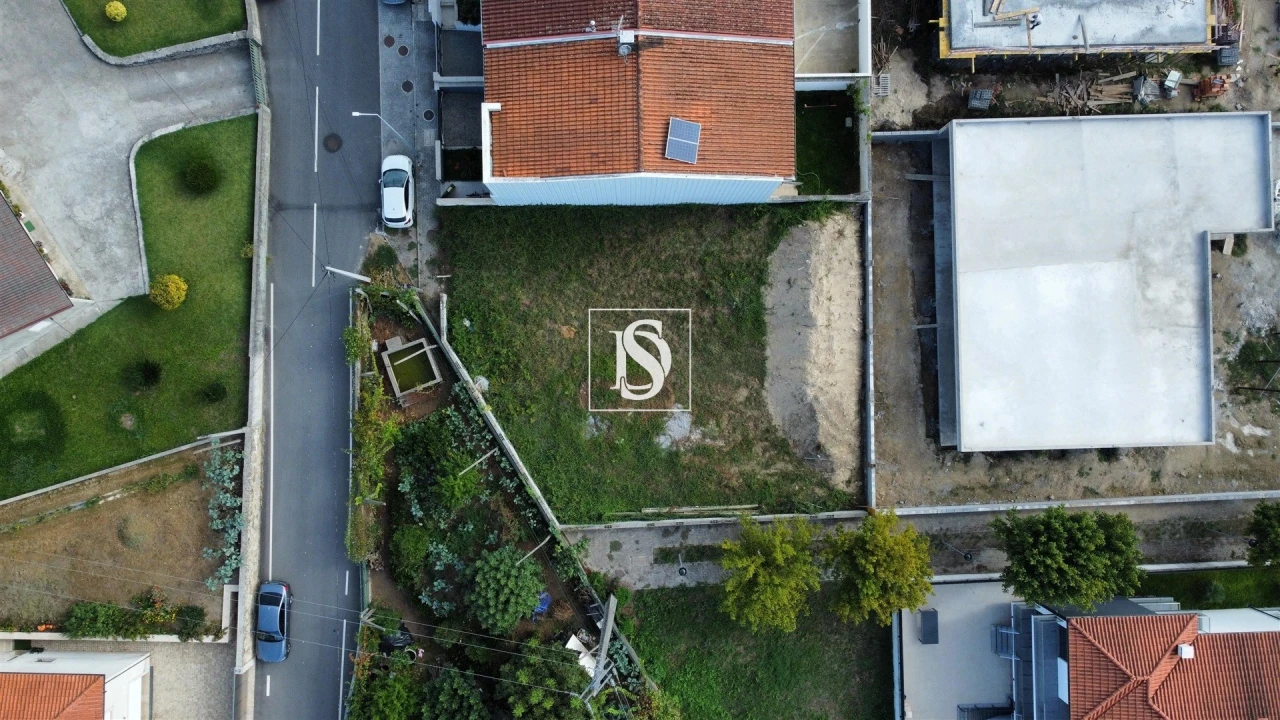 Terreno para Venda em Soutelo Foto 4