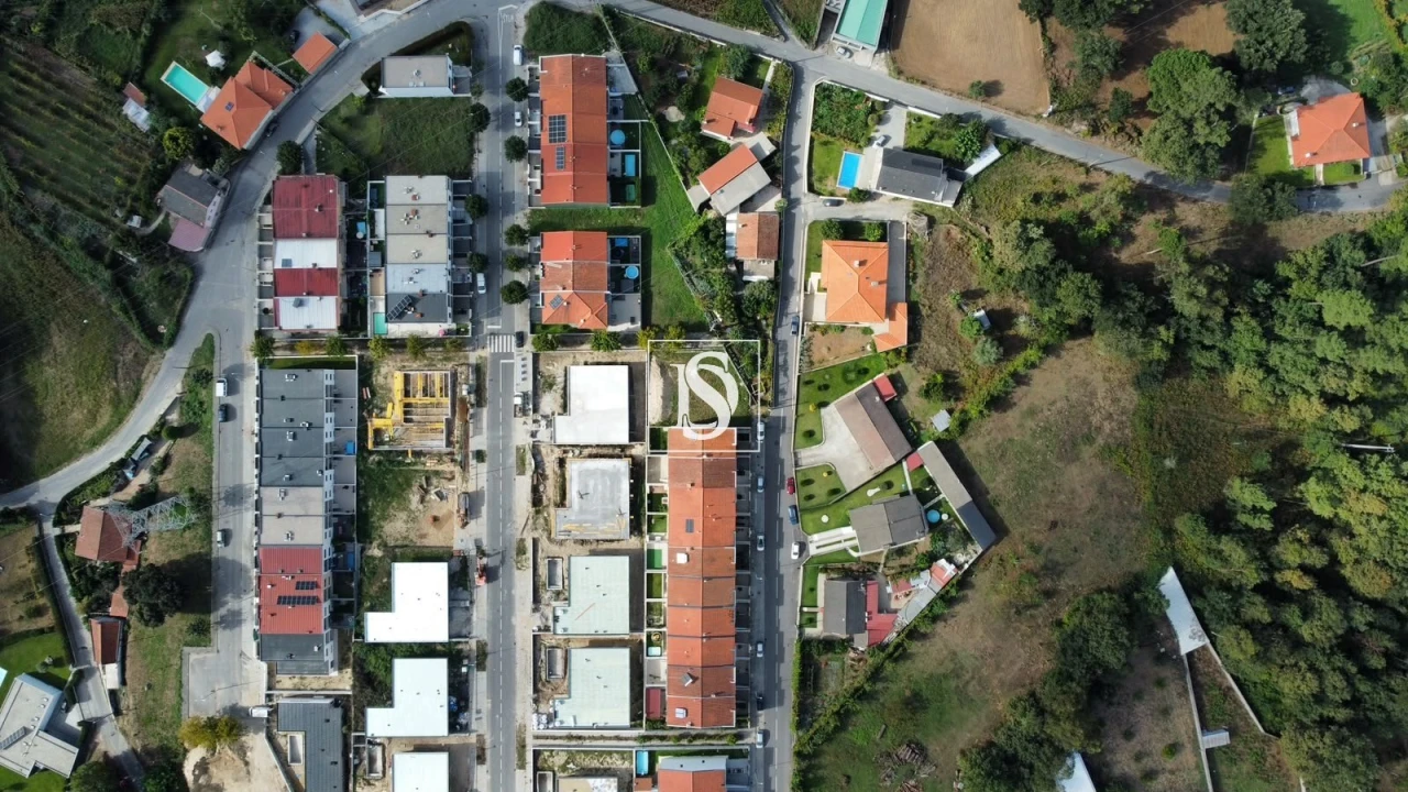 Terreno para Venda em Soutelo Foto 5