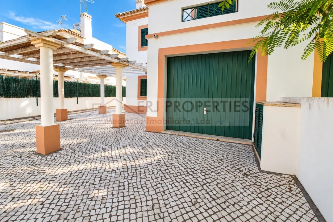Moradia T3 para Venda em Vila Nova de Cacela Foto 9