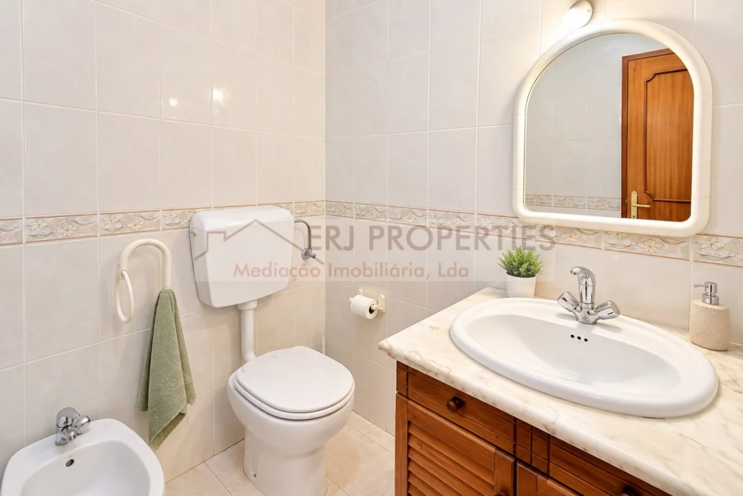 Apartamento T2 para Venda em Altura Foto 7
