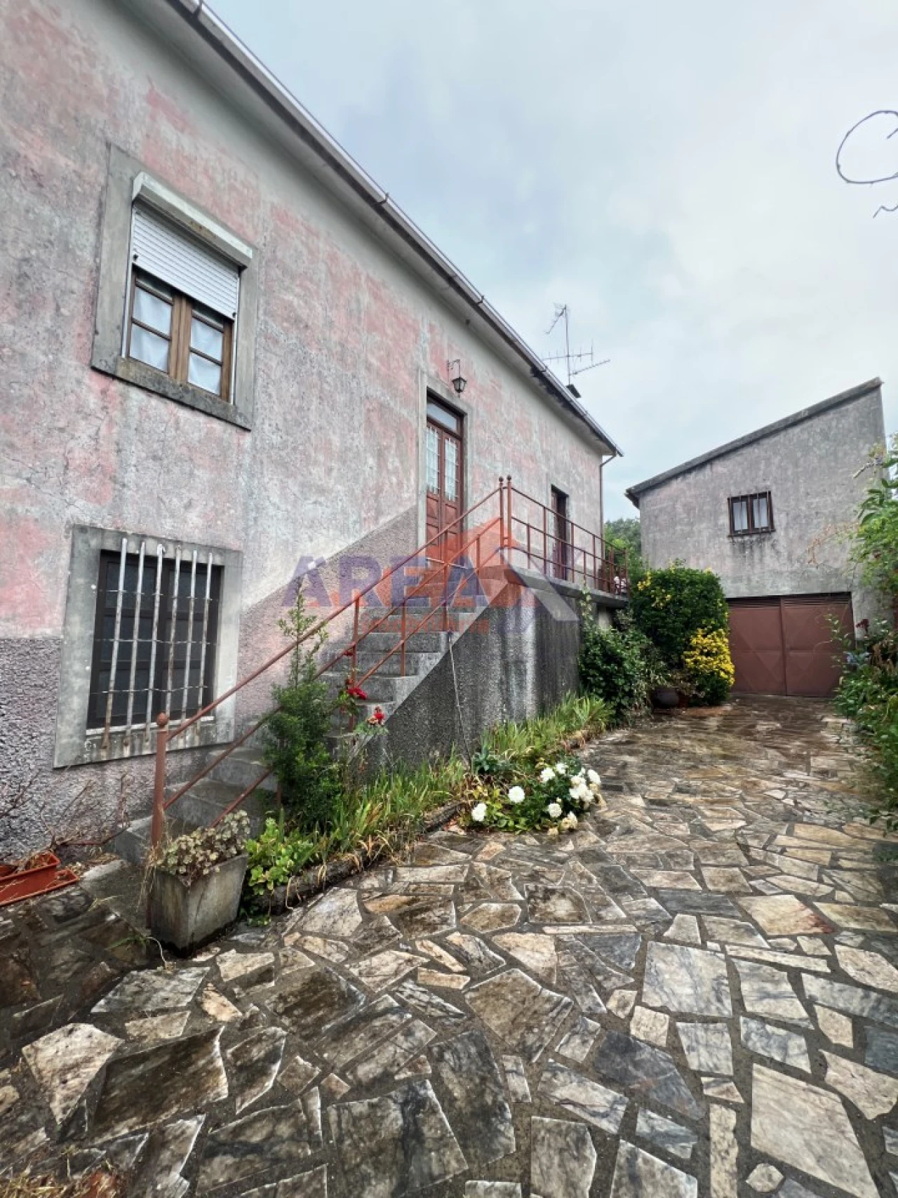 Moradia T5 para Venda em O. Azeméis, Riba-Ul, Ul, Macinhata Seixa, Madail Foto 11