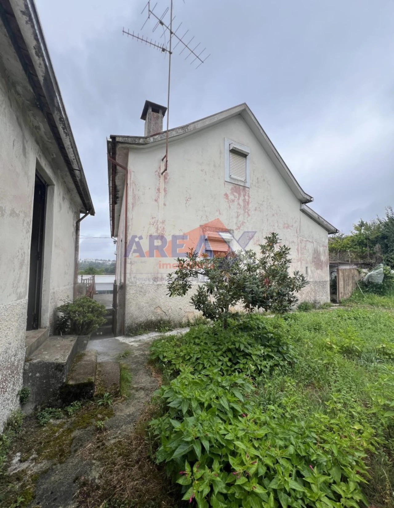 Moradia T5 para Venda em O. Azeméis, Riba-Ul, Ul, Macinhata Seixa, Madail Foto 13