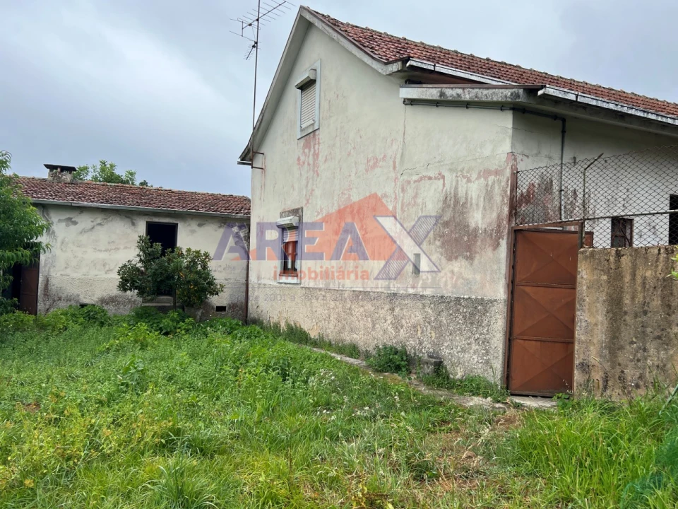Moradia T5 para Venda em O. Azeméis, Riba-Ul, Ul, Macinhata Seixa, Madail Foto 19