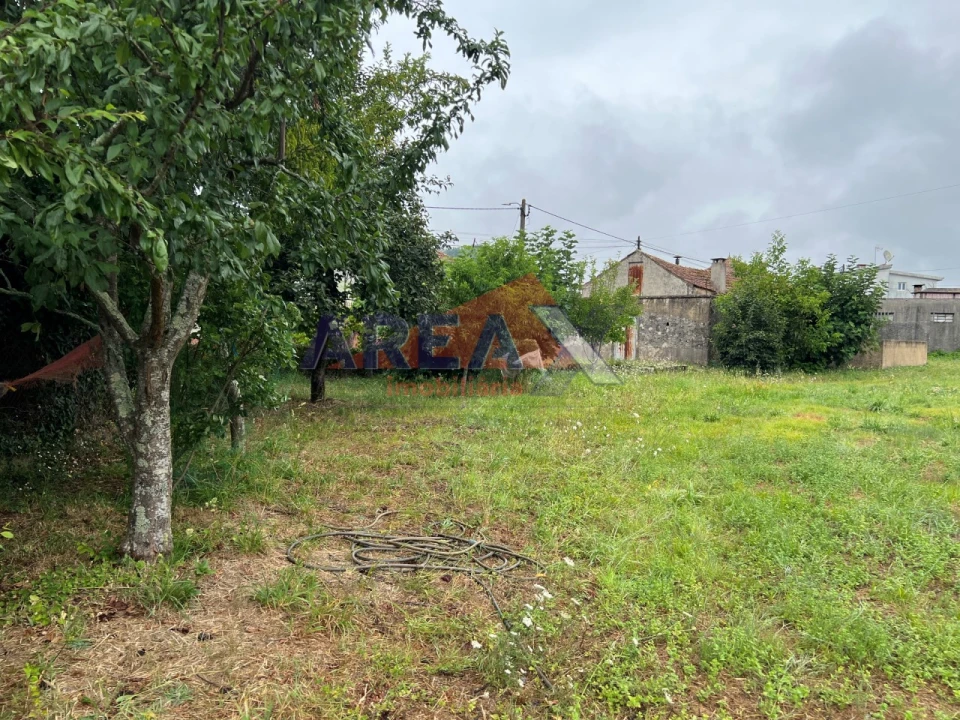 Moradia T5 para Venda em O. Azeméis, Riba-Ul, Ul, Macinhata Seixa, Madail Foto 21