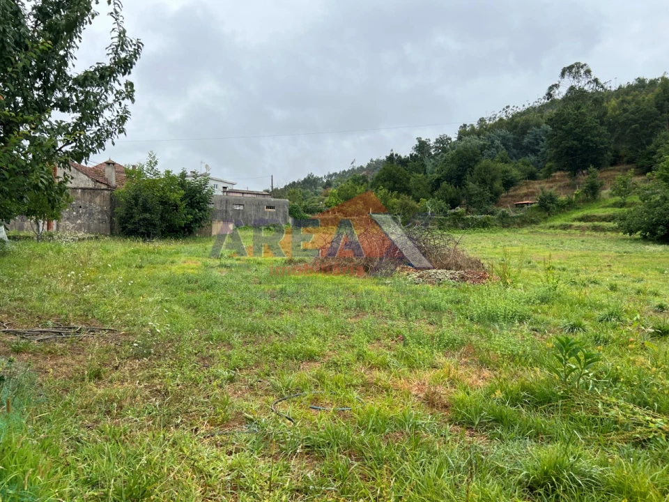 Moradia T5 para Venda em O. Azeméis, Riba-Ul, Ul, Macinhata Seixa, Madail Foto 22