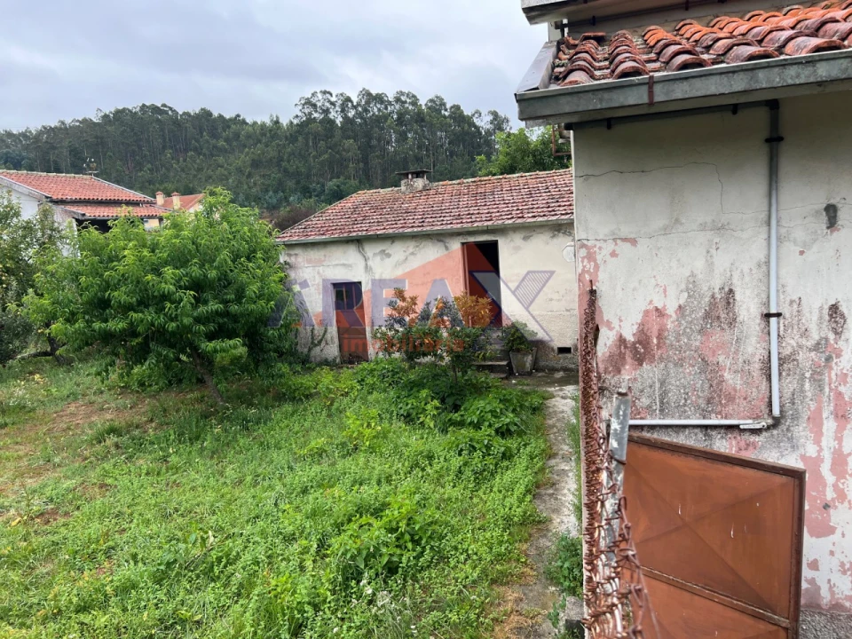 Moradia T5 para Venda em O. Azeméis, Riba-Ul, Ul, Macinhata Seixa, Madail Foto 26