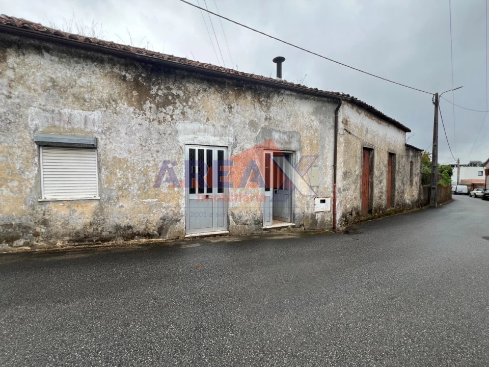 Moradia T5 para Venda em O. Azeméis, Riba-Ul, Ul, Macinhata Seixa, Madail Foto 67