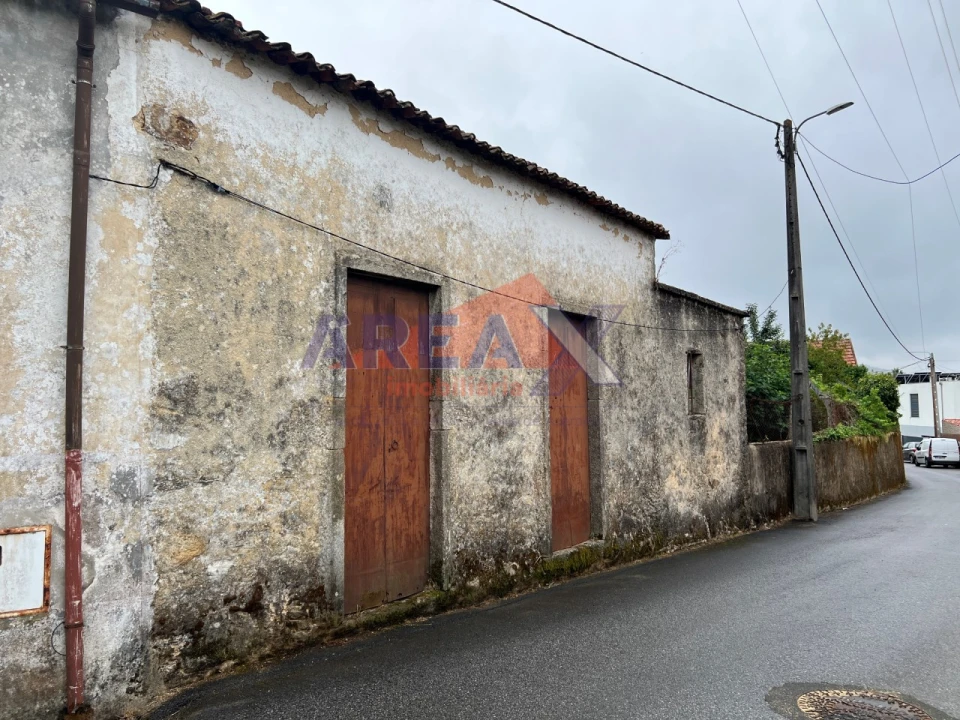Moradia T5 para Venda em O. Azeméis, Riba-Ul, Ul, Macinhata Seixa, Madail Foto 69