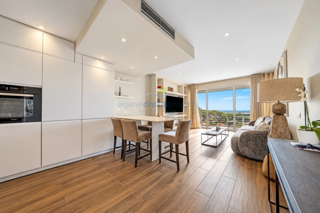 Apartamento T2 para Venda em Almancil Foto 1