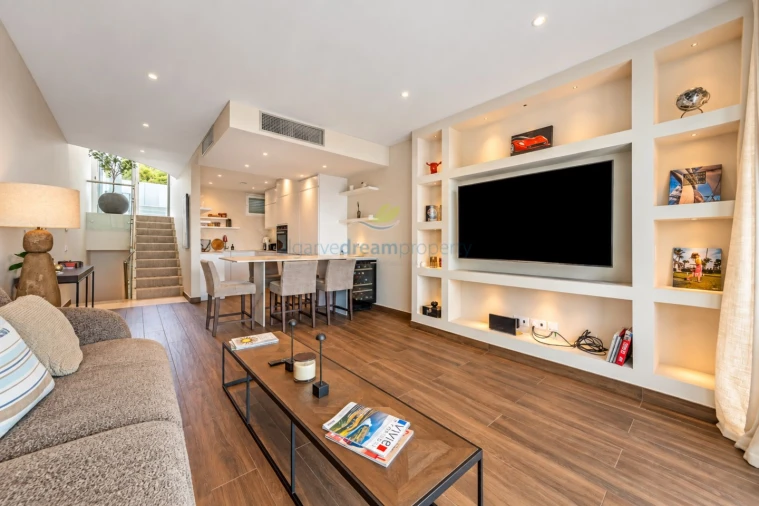 Apartamento T2 para Venda em Almancil Foto 6