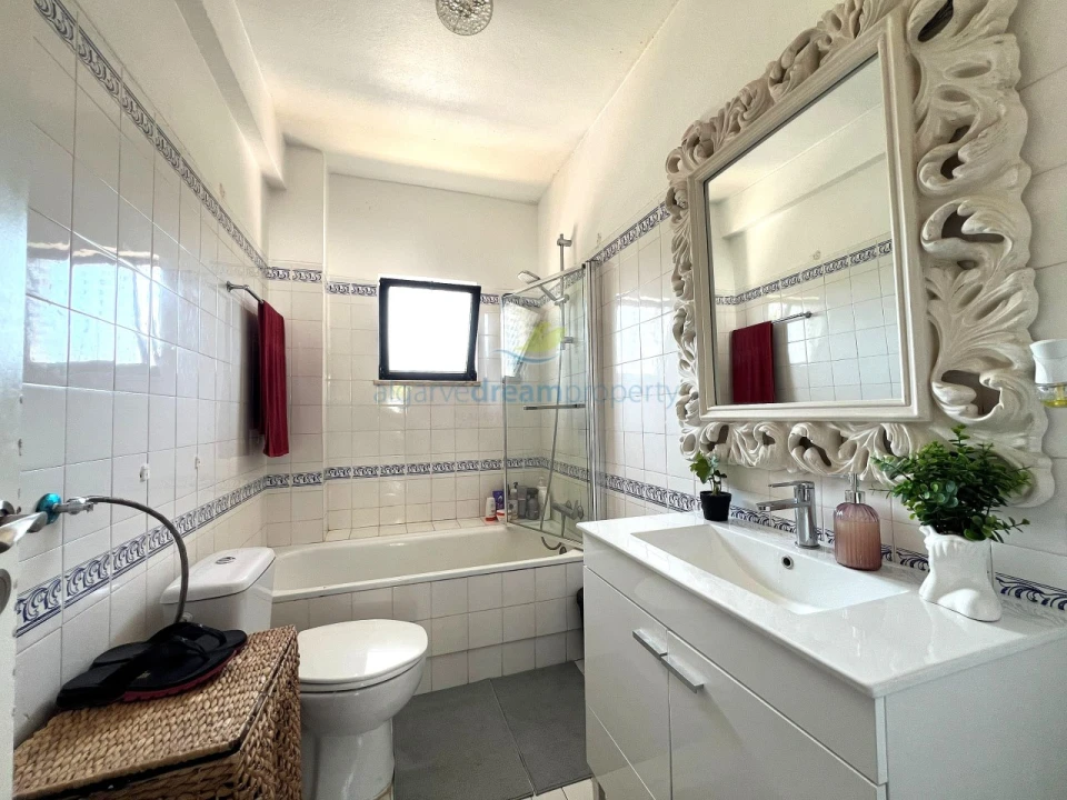 Apartamento T1 para Venda em Albufeira e Olhos de Água Foto 6