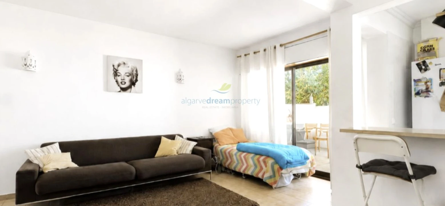 Apartamento T1 para Venda em Albufeira e Olhos de Água Foto 10