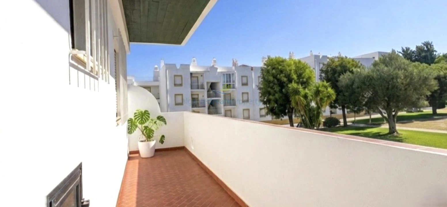 Apartamento T1 para Venda em Albufeira e Olhos de Água Foto 14