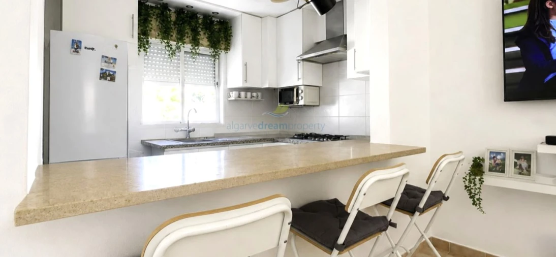 Apartamento T1 para Venda em Albufeira e Olhos de Água Foto 8