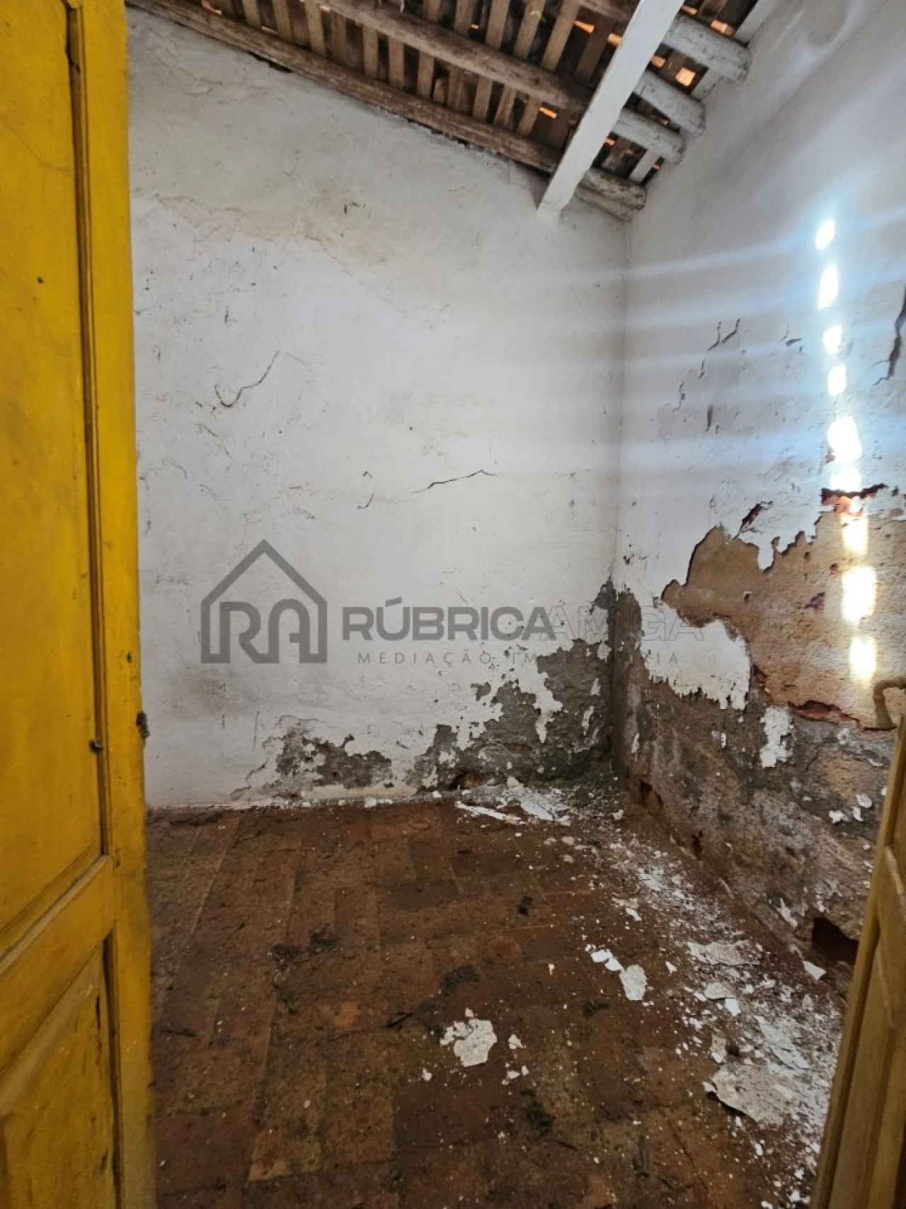 Moradia T7 para Venda em Salir Foto 4