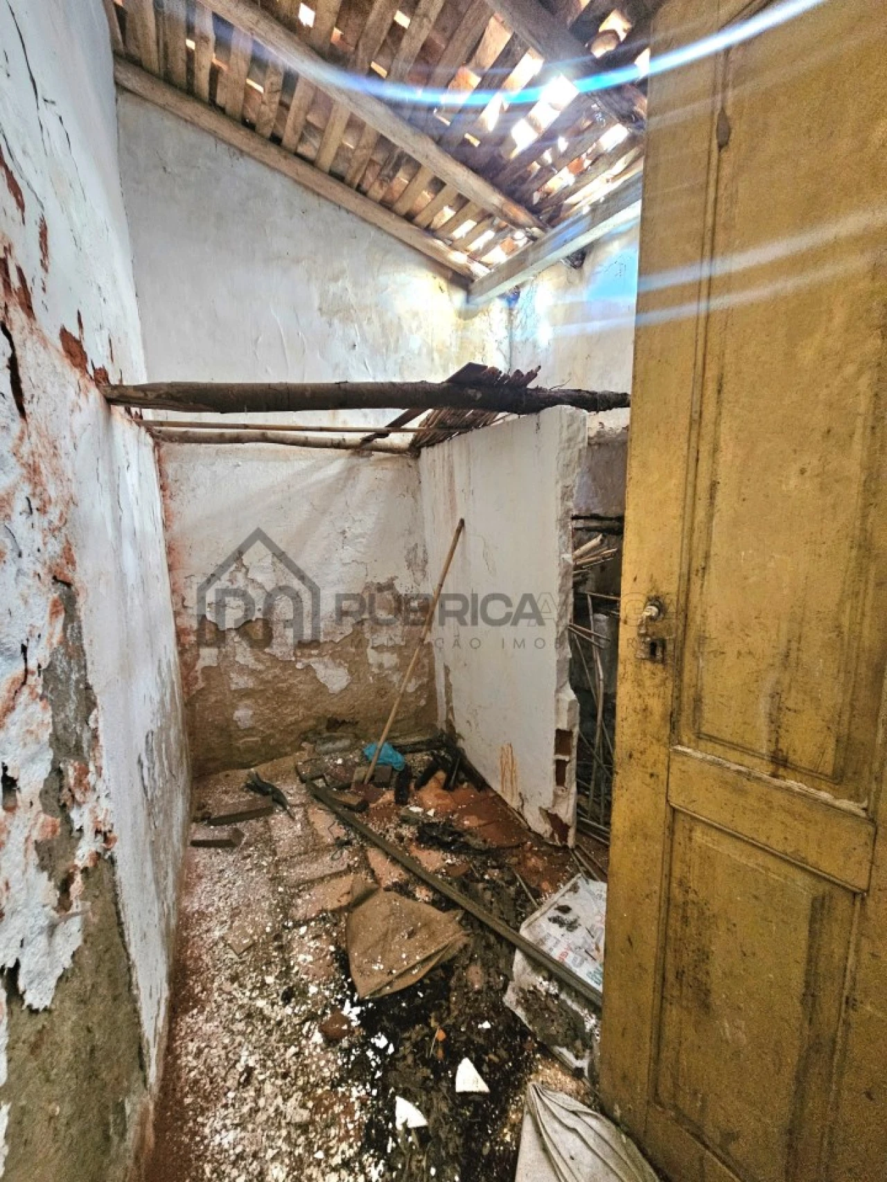 Moradia T7 para Venda em Salir Foto 6