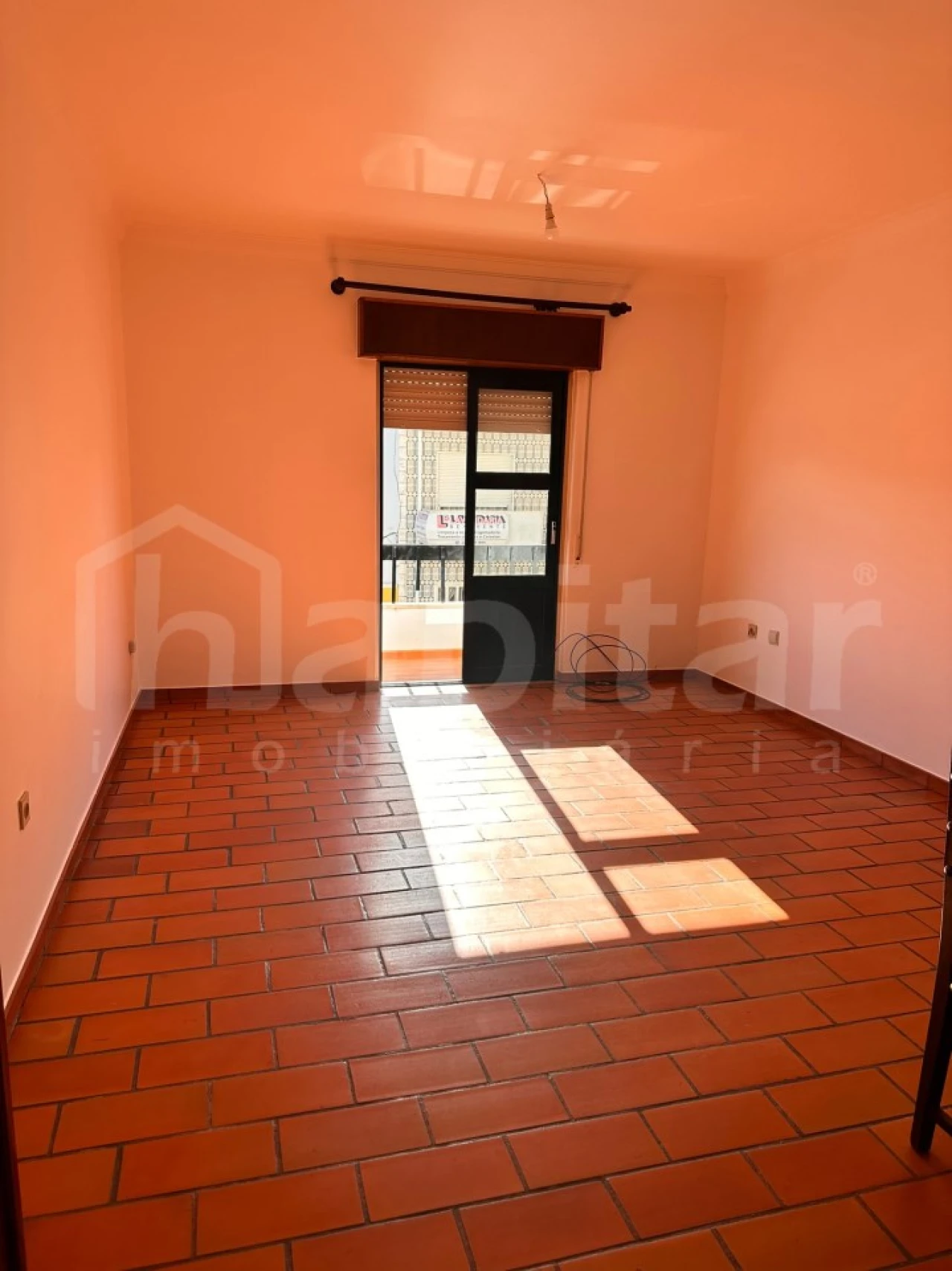 Apartamento T2 para Arrendamento em Benavente Foto 6