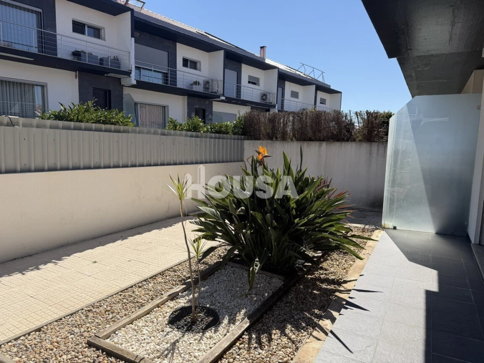 Moradia T3 para Venda em Leiria, Pousos, Barreira e Cortes Foto 2