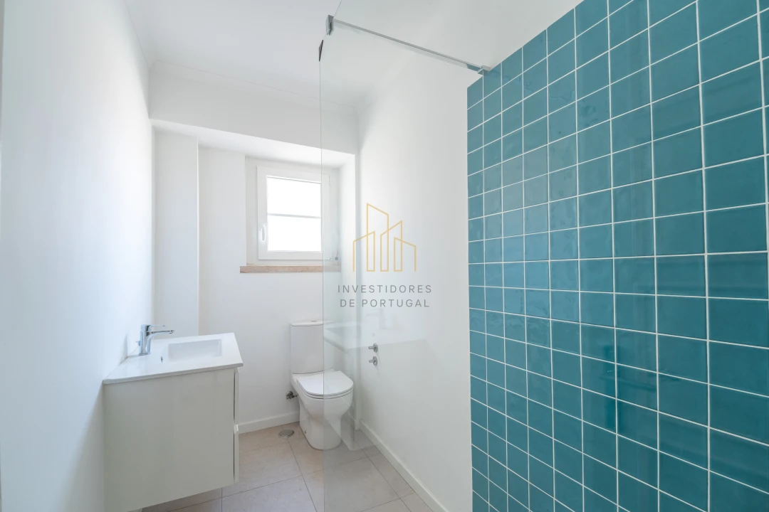 Apartamento T4 para Venda em Campolide Foto 20