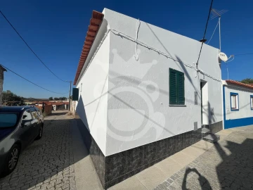 Moradia T3 para Venda em Amieira e Alqueva