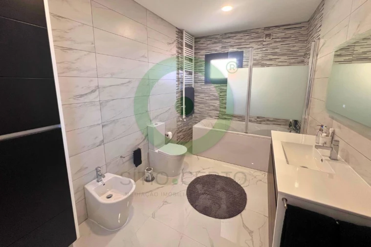 Moradia T4 para Venda em Valpaços e Sanfins Foto 15