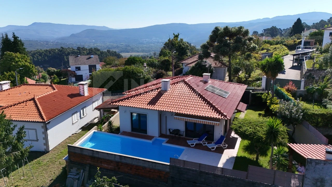 Moradia T3 para Venda em Caminha (Matriz) e Vilarelho Foto 9