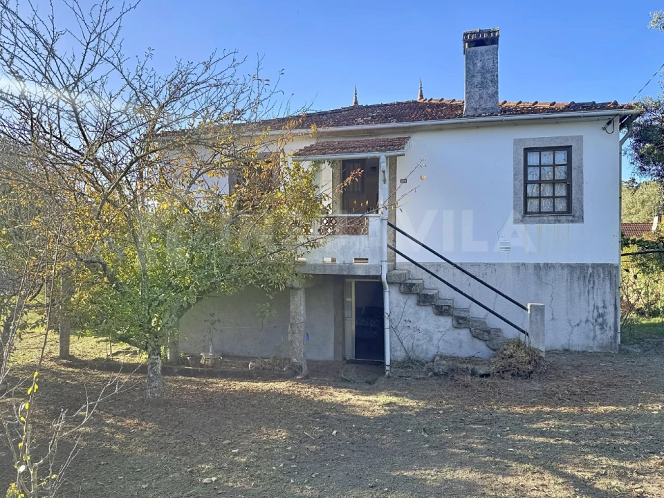 Moradia T3 para Venda em Amonde Foto 3