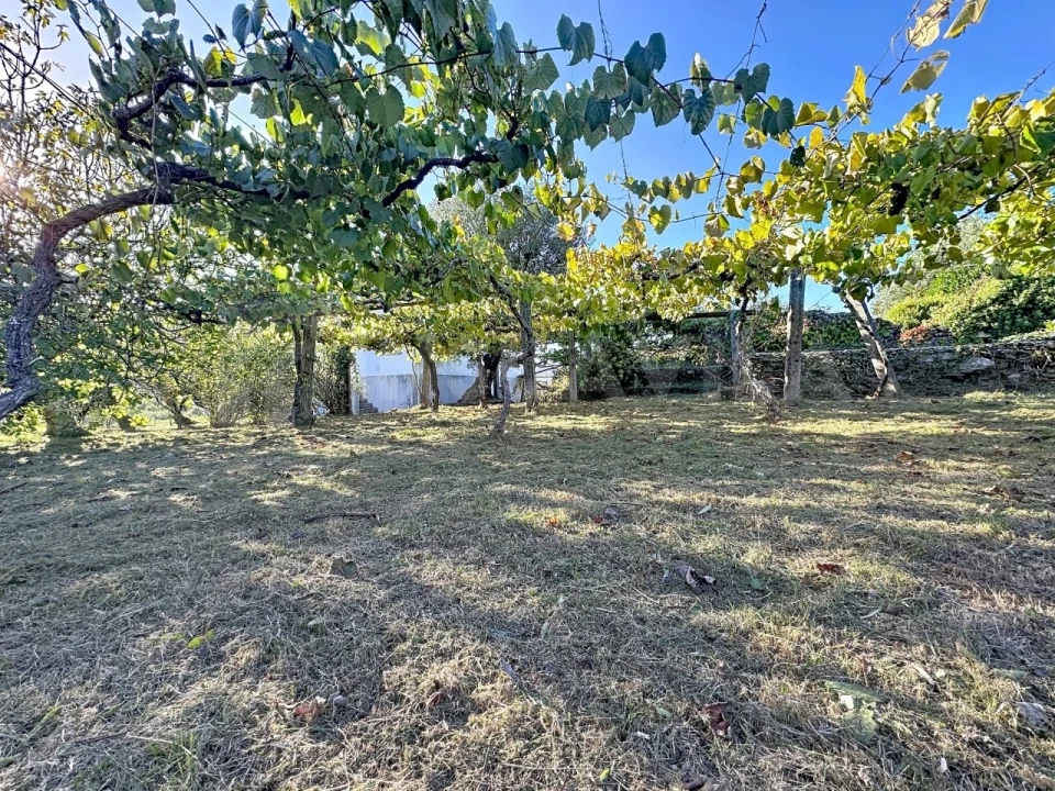 Moradia T3 para Venda em Amonde Foto 12