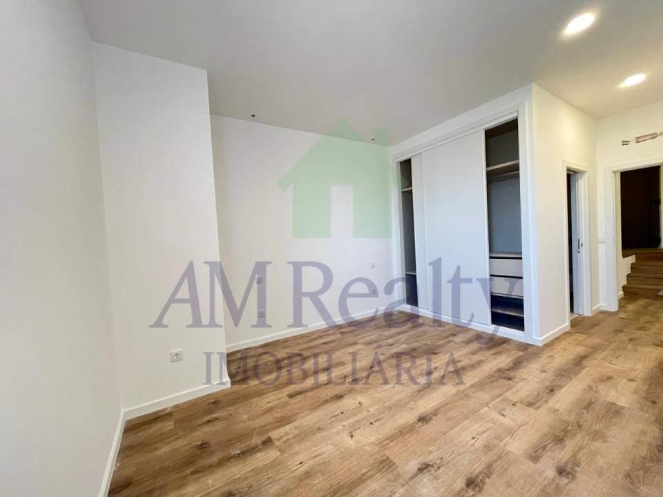 Apartamento T2 para Venda em Lourinhã e Atalaia Foto 16
