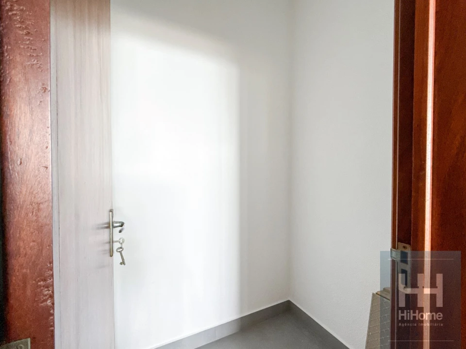 Apartamento T3 para Venda em Funchal (São Pedro) Foto 16