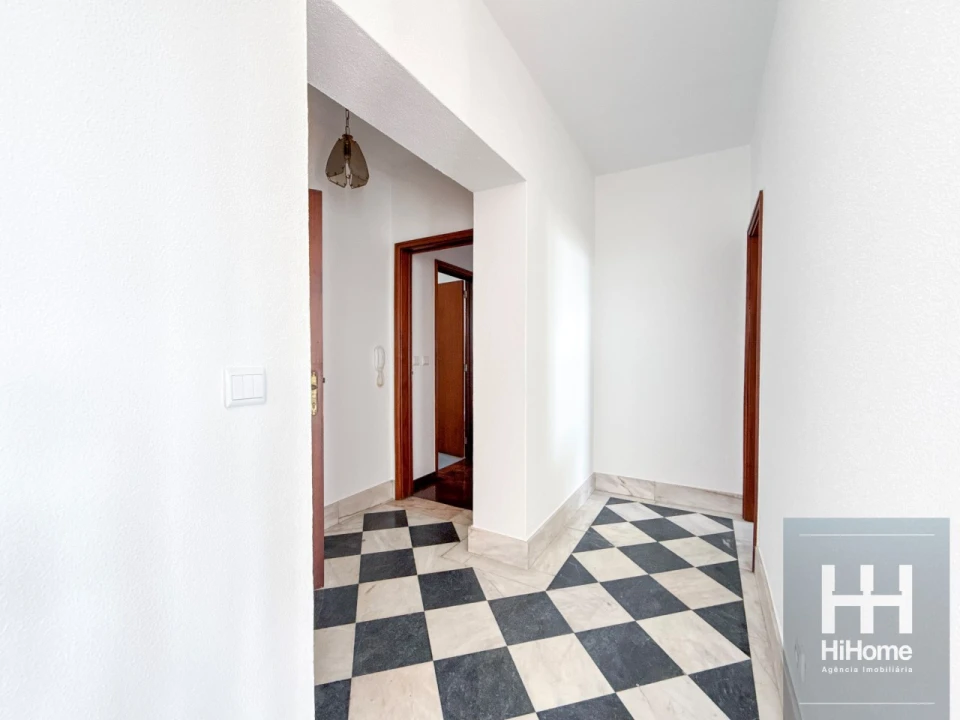 Apartamento T3 para Venda em Funchal (São Pedro) Foto 17