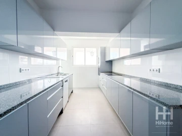 Apartamento T3 para Venda em Funchal (São Pedro)