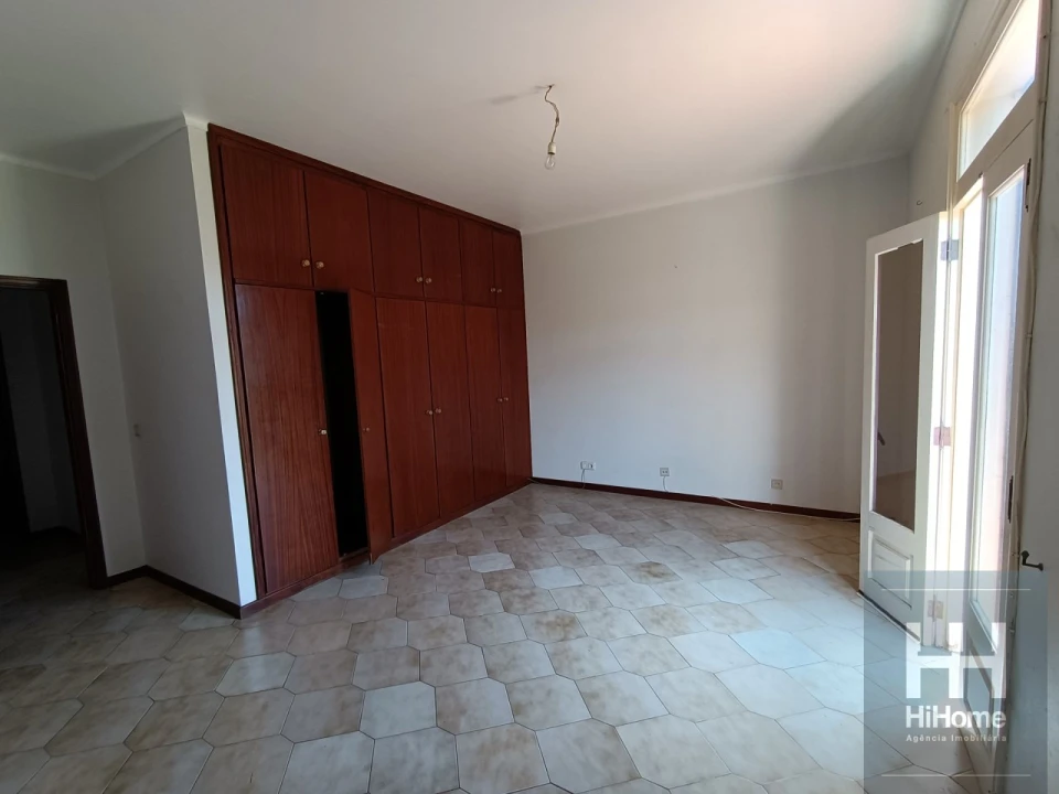 Moradia T4 para Venda em Santo Antonio Foto 21