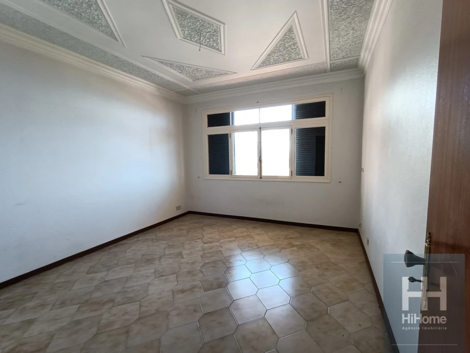 Moradia T4 para Venda em Santo Antonio Foto 31