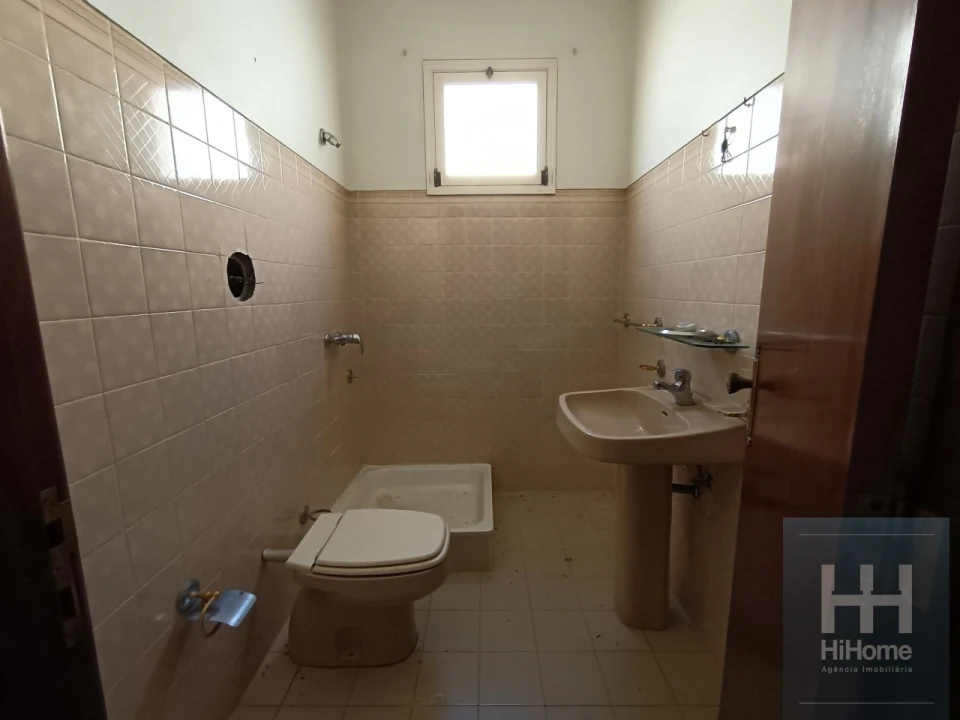 Moradia T4 para Venda em Santo Antonio Foto 41